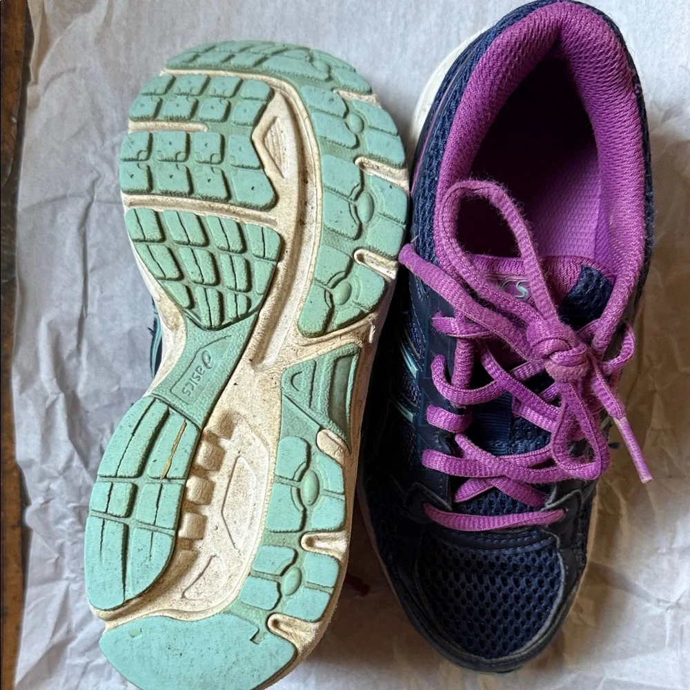 ASICS Navy and Magenta Kids Athletic Running Shoes